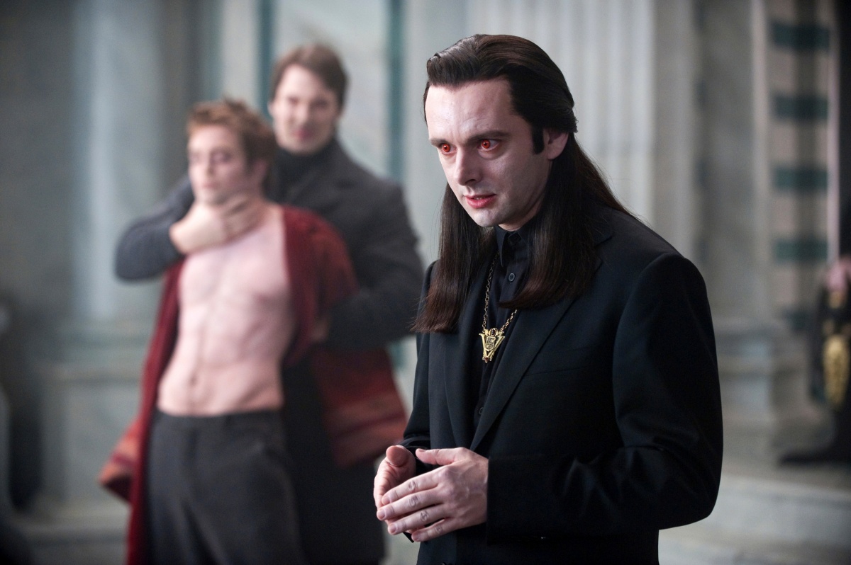 Volturi Women's Untold Story Is Probably Twilight's Most Disturbing One - image 2