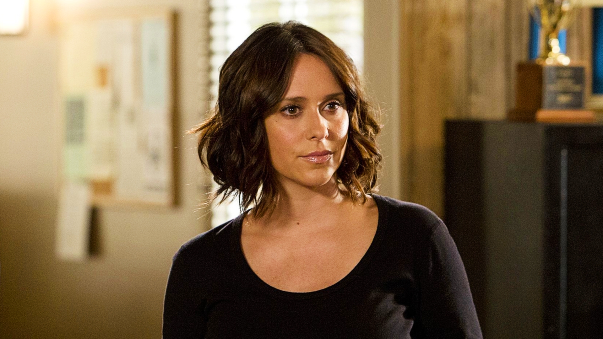 Why Did Jennifer Love Hewitt Leave Criminal Minds So Suddenly 